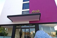 вход в отель - фотогалерея на RCC-TRAVEL.RU вход в отель - фотогалерея на RCC-TRAVEL.RU